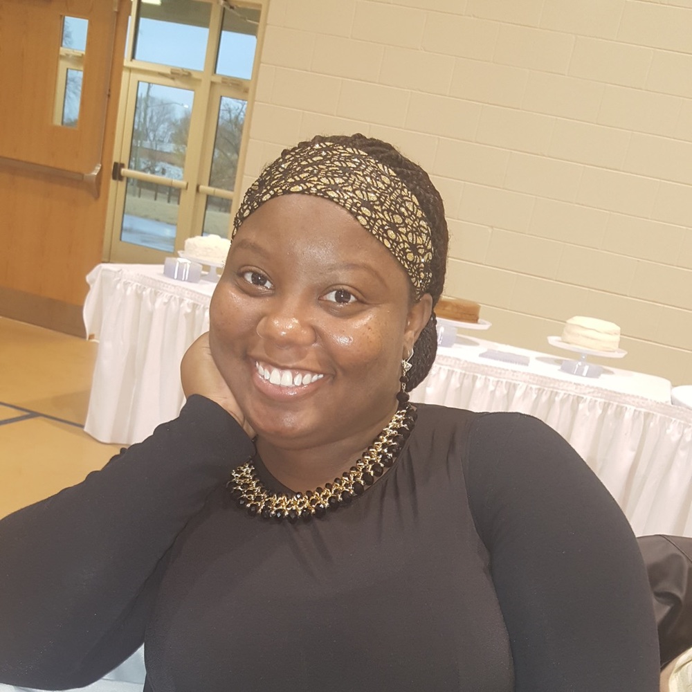 Meet your Posher, Ebony